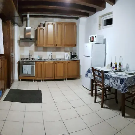 Apartment La Grotta *